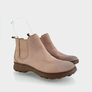 Vionic Evergreen Chelsea Boot Size 6 Taupe Leather Pull On Ankle Bootie Ombre